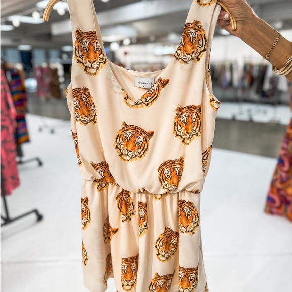 Tiger Print Sleeveless Romper - Picture 1 of 4